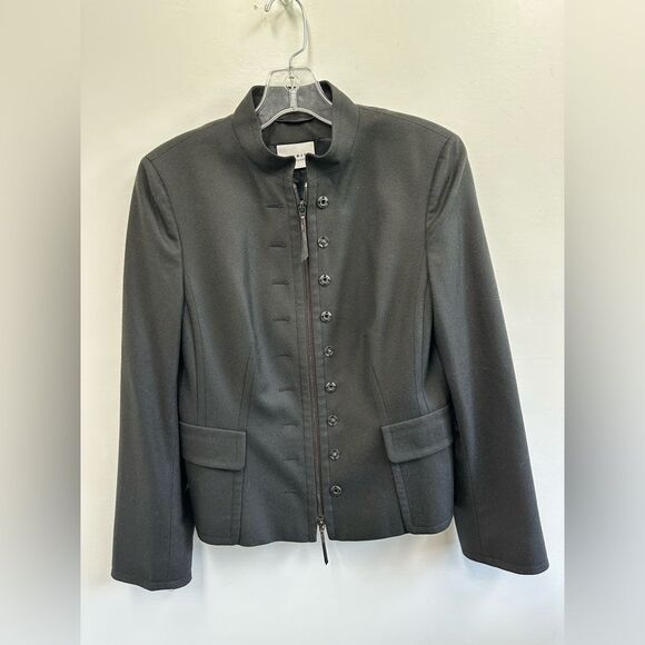 Akris Punto 100% Wool Black Blazer Snap Front Detail High neck Size 8 - Picture 7 of 14